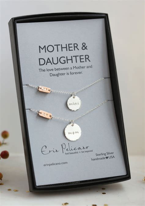 christmas gifts for mother from daughter